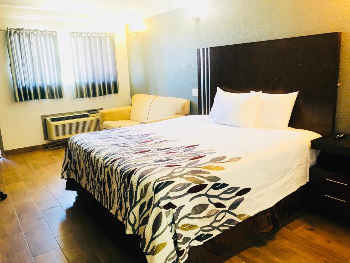Budget inn&suites Crowley Exteriör bild